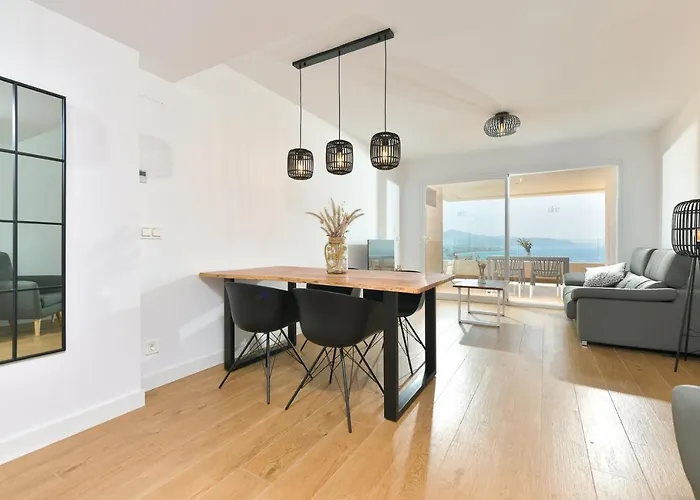 Apartamento De Lujo De 2 Dormitorios
